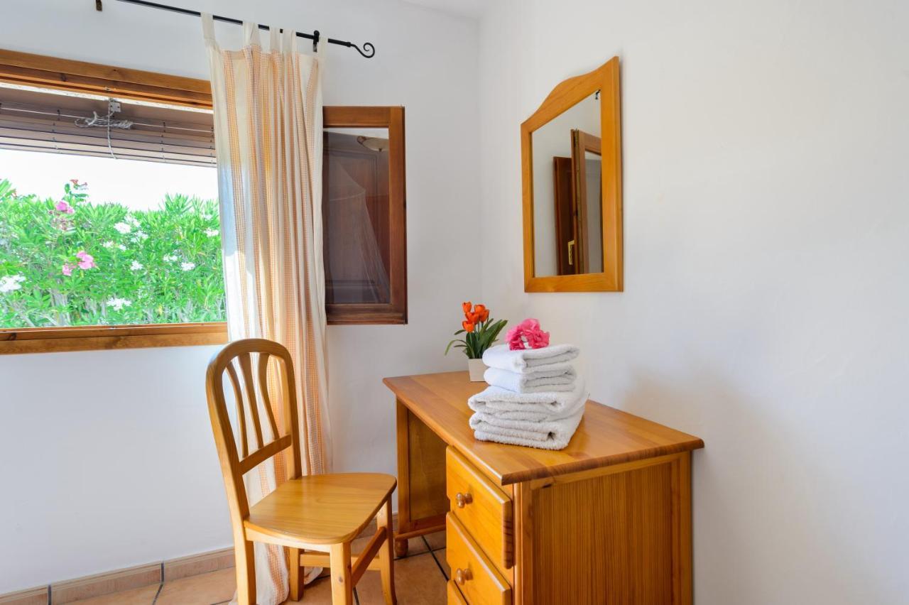 Willa Casa Es Pins Santa Eularia des Riu Zewnętrze zdjęcie